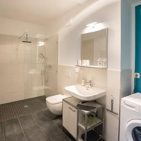 Aner 4 Design Zoe Dresden