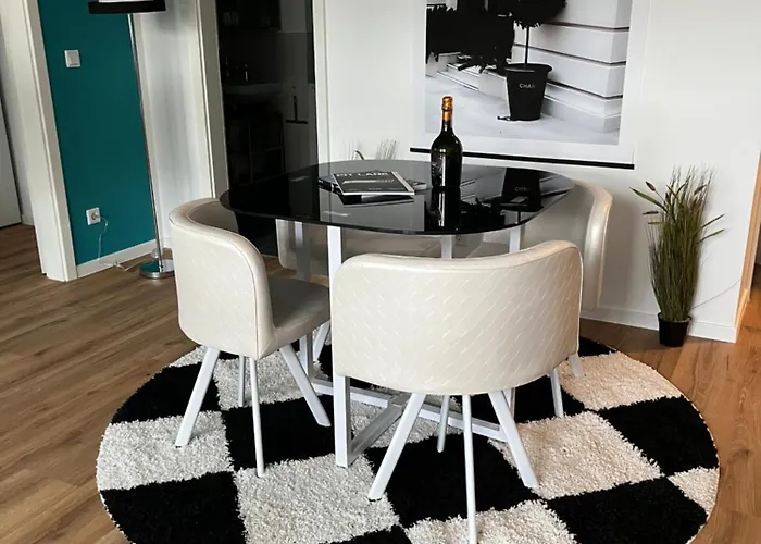 Aner 4 Design Zoe Apartament